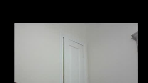 Snapshot of peachz_n_cream chatting on January 2025 01:27:01 AM peachz_n_cream online show from January 2025 01:27:01 AM