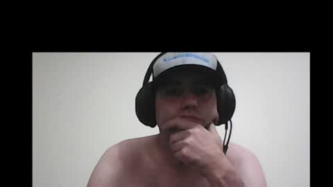 Snapshot of peachz_n_cream chatting on February 2025 12:06:01 PM peachz_n_cream online show from February 2025 12:06:01 PM