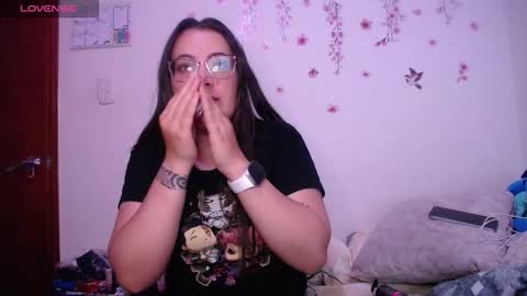 Pearl online show from March 2026 05:04:02 AM