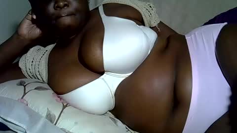 Keci online show from October 2025 01:29:01 PM