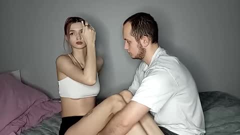 Rina and Max online show from January 2026 07:05:02 PM