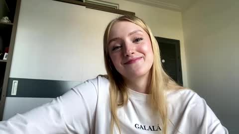 Zlata online show from May 2026 08:40:02 AM