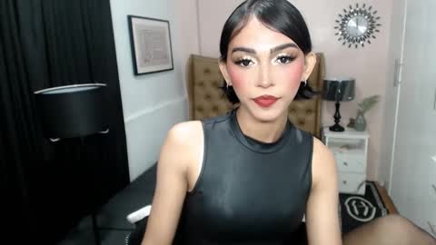 Pearl online show from March 2025 02:04:02 AM