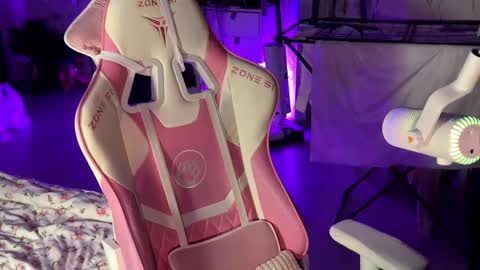 Snapshot of pearlprincess_ chatting on March 2025 02:06:02 AM Adelina online show from March 2025 02:06:02 AM