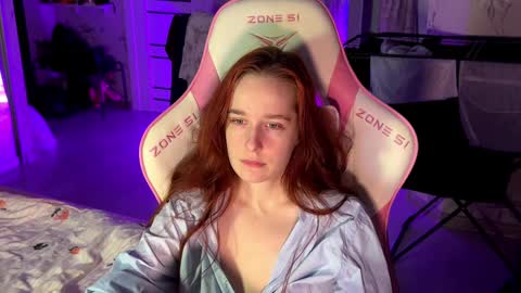 Snapshot of pearlprincess_ chatting on March 2025 11:44:02 PM Adelina online show from March 2025 11:44:02 PM