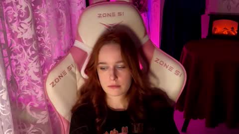 Snapshot of pearlprincess_ chatting on October 2025 01:10:01 PM Adelina online show from October 2025 01:10:01 PM