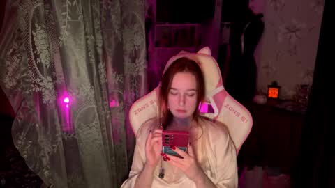 Snapshot of pearlprincess_ chatting on February 2026 10:02:01 PM Adelina online show from February 2026 10:02:01 PM