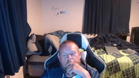 pecker40 online show from January 2025 01:11:01 AM