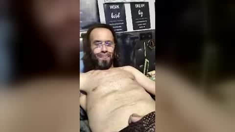 Snapshot of pedrocoelhopio chatting on June 2026 09:13:02 PM pedrocoelhopio online show from June 2026 09:13:02 PM