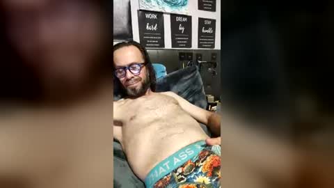 Snapshot of pedrocoelhopio chatting on June 2026 01:32:01 AM pedrocoelhopio online show from June 2026 01:32:01 AM