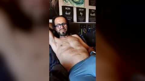Snapshot of pedrocoelhopio chatting on June 2026 03:39:02 PM pedrocoelhopio online show from June 2026 03:39:02 PM