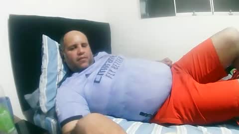 Pedro online show from October 2025 04:40:02 AM