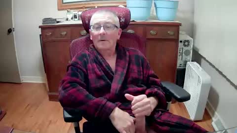 Snapshot of peepingmale chatting on December 2024 11:51:01 PM peepingmale online show from December 2024 11:51:01 PM