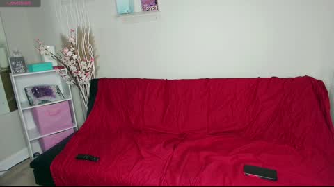 Tiffany Von-Pierre online show from January 2025 02:08:02 PM