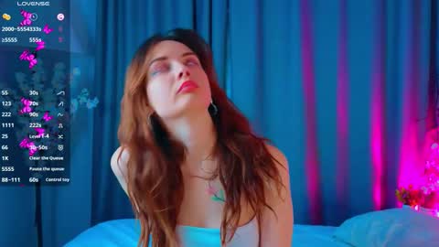 LisaDrako online show from October 2025 08:11:02 PM