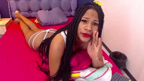 Peiton  online show from December 2024 07:56:01 PM