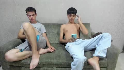 Snapshot of pelusos_mens chatting on May 2026 07:29:01 PM CAIN-19 ALLEN-18 RONALD-18 AUSTIN-18 MOD DANTE online show from May 2026 07:29:01 PM