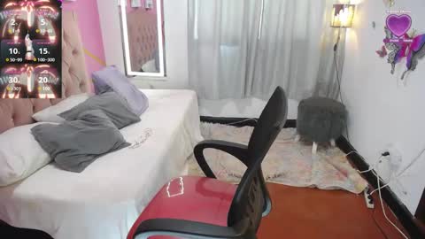 peneelopeecute online show from October 2025 03:42:01 PM