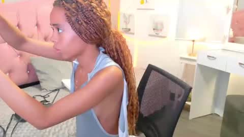 peneelopeecute online show from July 2026 07:05:01 PM