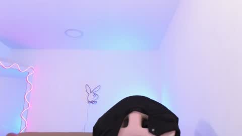 penelope online show from December 2024 07:15:02 AM