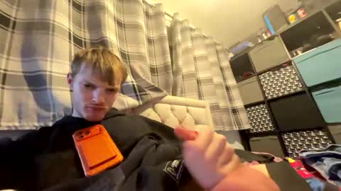 Snapshot of penguin666778 chatting on December 2025 12:28:02 AM Penguin online show from December 2025 12:28:02 AM