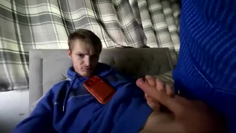 Snapshot of penguin666778 chatting on January 2026 03:27:01 PM Penguin online show from January 2026 03:27:01 PM