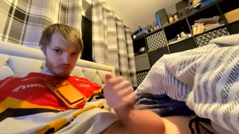 Snapshot of penguin666778 chatting on February 2026 11:41:01 PM Penguin online show from February 2026 11:41:01 PM