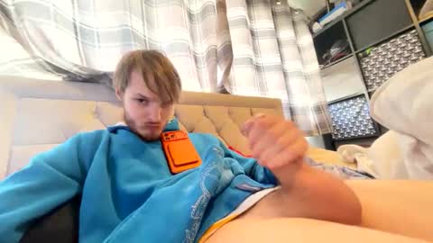 Snapshot of penguin666778 chatting on February 2026 03:43:01 PM Penguin online show from February 2026 03:43:01 PM