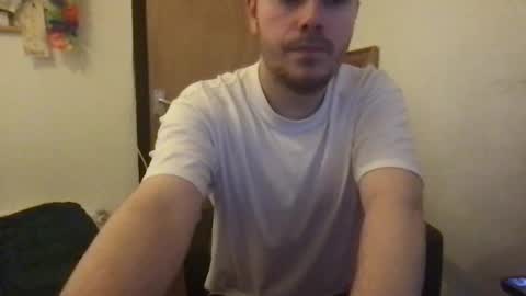 Snapshot of pennguin00 chatting on December 2024 05:40:02 PM pennguin00 online show from December 2024 05:40:02 PM