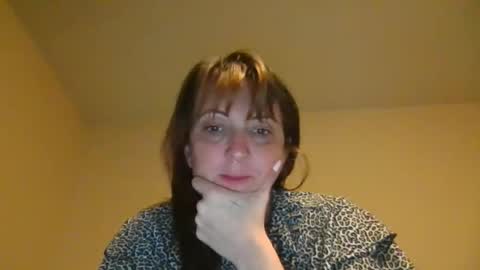 pennypettyworth online show from February 2026 09:11:02 PM