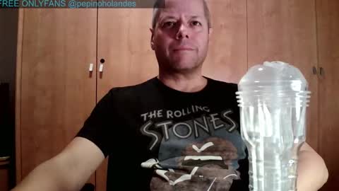 Pepino Holandes online show from November 2025 11:35:01 PM