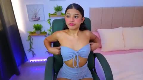 pequitasmedusa9 online show from October 2025 06:38:02 PM