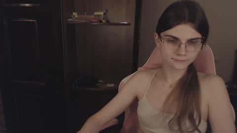 Farida online show from January 2025 01:27:01 AM