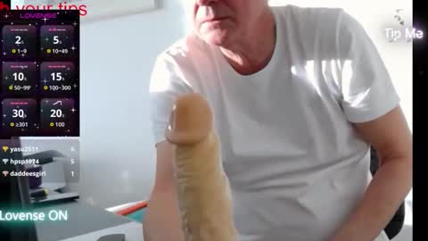 Snapshot of perdill chatting on January 2026 02:21:02 PM Mr Pondaro online show from January 2026 02:21:02 PM