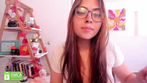 Sarah Ana Banana online show from November 2025 11:54:01 AM