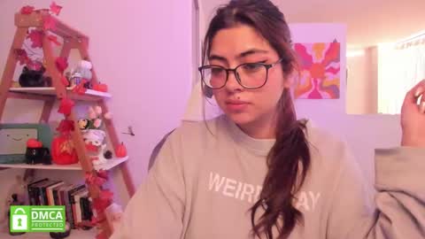 Sarah Ana Banana online show from November 2025 10:20:02 PM