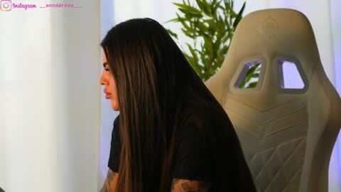 Dee online show from March 2025 09:18:01 AM