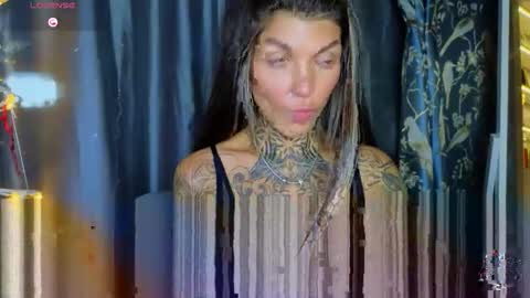 Anna online show from December 2025 10:00:02 AM