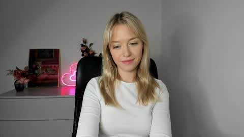 Snapshot of perfectxcindy chatting on December 2024 09:29:02 AM Cindy online show from December 2024 09:29:02 AM