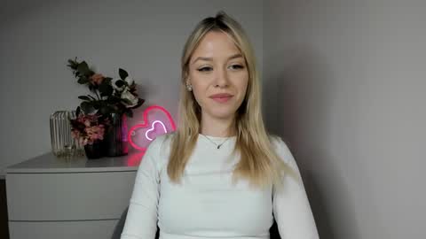 Snapshot of perfectxcindy chatting on December 2024 09:27:01 AM Cindy online show from December 2024 09:27:01 AM