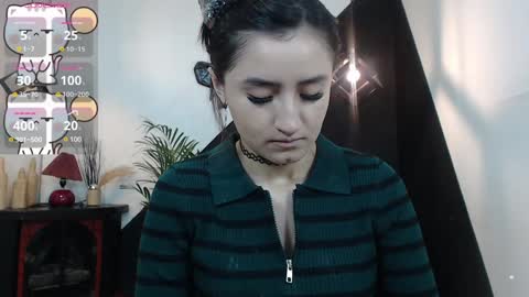 Snapshot of perla_campbell chatting on December 2024 07:32:01 PM online show from December 2024 07:32:01 PM