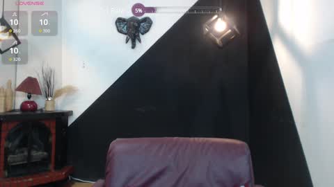 Snapshot of perla_campbell chatting on January 2025 11:50:01 PM online show from January 2025 11:50:01 PM