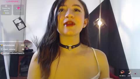 Snapshot of perla_campbell chatting on March 2025 10:42:01 PM online show from March 2025 10:42:01 PM