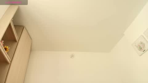 Snapshot of perla_hot4u chatting on January 2026 01:13:02 PM online show from January 2026 01:13:02 PM