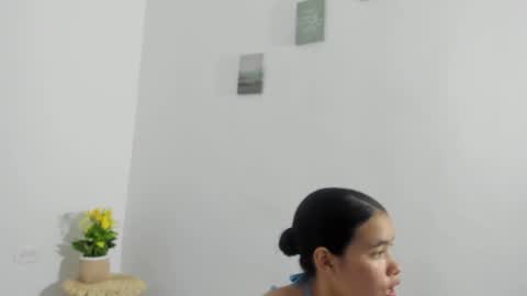 Perla mistc online show from March 2026 04:51:02 PM