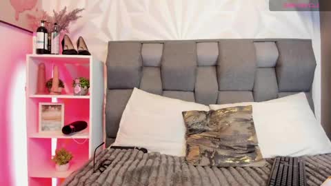  PERLA online show from May 2026 11:35:01 PM