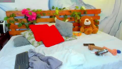 Snapshot of perlafranco chatting on January 2025 11:49:02 AM Perla Franco online show from January 2025 11:49:02 AM