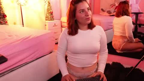 Marie online show from December 2025 09:20:01 PM