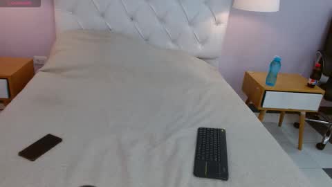 Snapshot of persefyre chatting on January 2026 11:26:01 AM Persefone online show from January 2026 11:26:01 AM