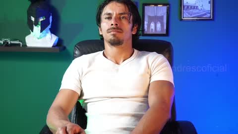 andres    online show from February 2025 10:48:01 PM